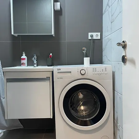 Modern & Cozy Apartment- Centar Apartment