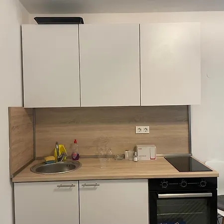 Modern & Cozy Apartment- Centar Apartment